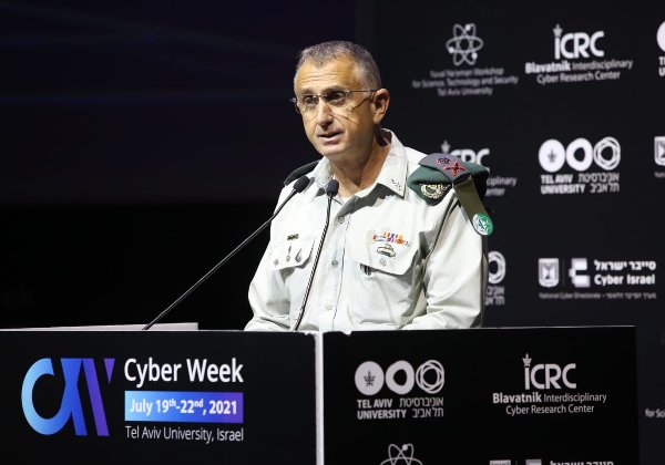 קיבל את הפרס בשם צה"ל. האלוף תמיר הימן, ראש אגף מודיעין. צילום: חן גלילי