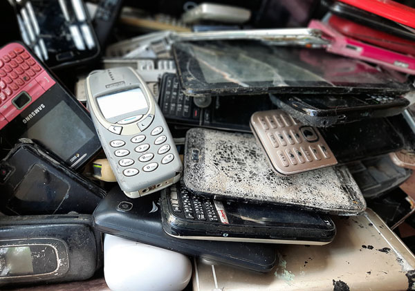 ענקיות הטק - בין הגורמים להצטברות של פסולת אלקטרונית. צילום: BigStock