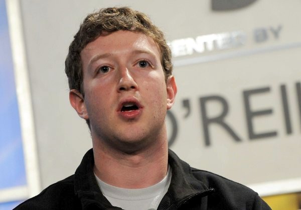 הצליח לכבוש משתמשים ומשקיעים. מייסד פייסבוק, מארק צוקרברג הצעיר, בשנת 2008. צילום: פליקר