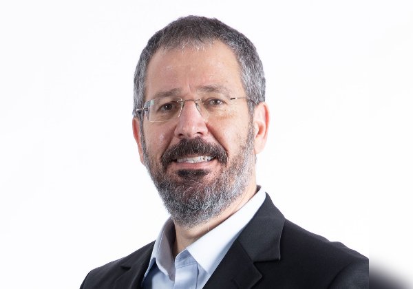 שמעון אמויאל, מנכ"ל אבנט תקשורת.