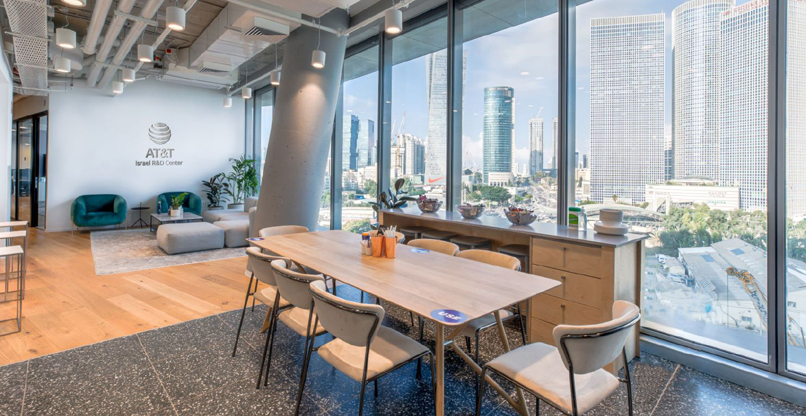 מרכז הפיתוח החדש של AT&T בתל אביב.