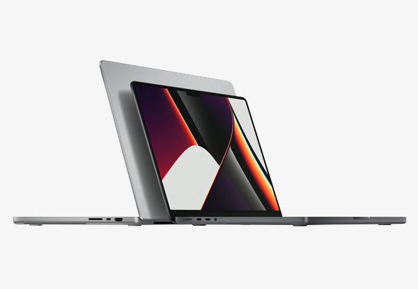 שני דגמי MacBook Pro חדשים. צילום: אפל