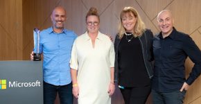 מימין: רונן גבאי, סמנכ"ל פיתוח עסקי ומייסד שותף, יוביטק; הלית איתן, חברת הנהלה וסמנכ"לית חטיבת השותפים במיקרוסופט ישראל; רונית אטד, מנכ"לית מיקרוסופט ישראל; ו-צחי אסיף, מנכ"ל ומייסד שותף, יוביטק.