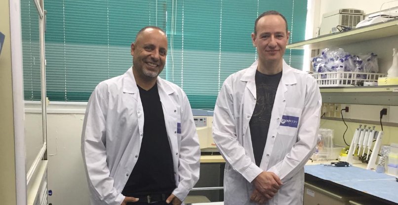 מימין לשמאל: פרופ' תמיר טולר מאוניברסיטת תל אביב, וד"ר אייל אפרגן, מייסד שותף ומנכ"ל אימג'נדיירי.