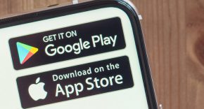 בית המשפט חסם את חוק איות הגיל שנדרש בהן. ה-App Store של אפל וה-Goole Play של גוגל.