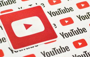 ענקית. יוטיוב.