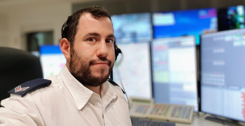 נתן פרלמן במוקד מגן דוד אדום.