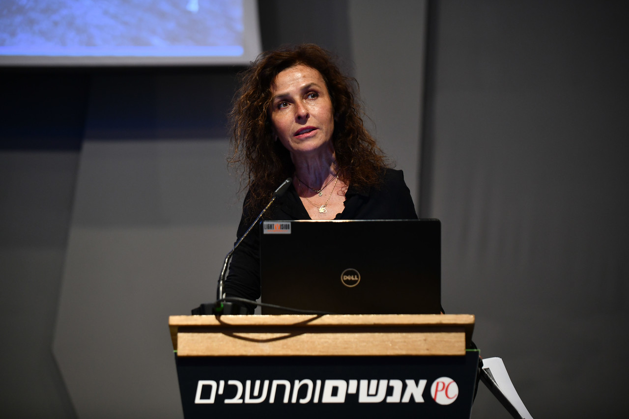 פלורה לוין, סמנכ"לית מערכות מידע ודיגיטל ב-VPG.