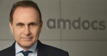 שוקי שפר, נשיא ומנכ"ל אמדוקס היוצא.