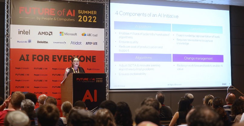  הדוברת של אינטל נופר גספר.