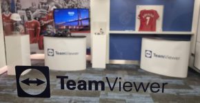 מעבדת VR של טים-ויואר באיצטדיון אולד טראפורד.