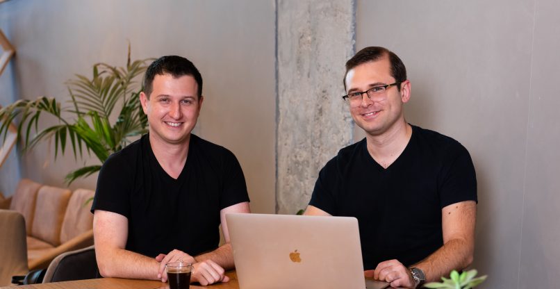 מייסדי זסטי. מימין: אלכסיי בייקוב - מנהל טכנולוגיות, ומקסים מלמדוב - מנכ"ל.