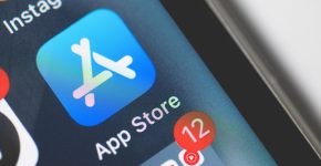 חובה לוודא את גיל המשתמשים. App Store.