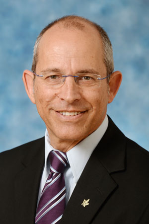 פרופ' משה צבירן, מנהל מערך החדשנות והיזמות באוניברסיטת תל אביב..