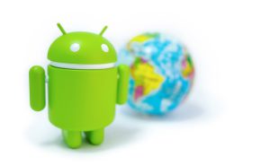 גוגל תקשה על התקנת אפליקציות חיצוניות עליה. אנדרואיד.