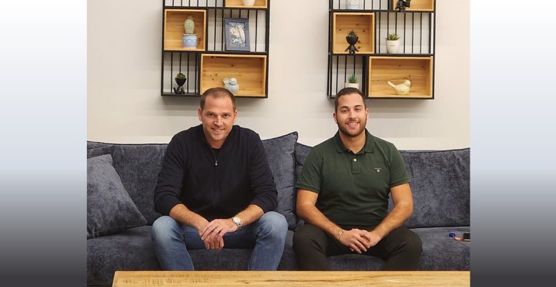 מימין לשמאל: אליפז טנצמן, סמנכ"ל הפיתוח העסקי ב-Wake-up Cyber, ונתי לרר, סמנכ"ל השירותים המקצועיים ב-Wake-up Cyber.