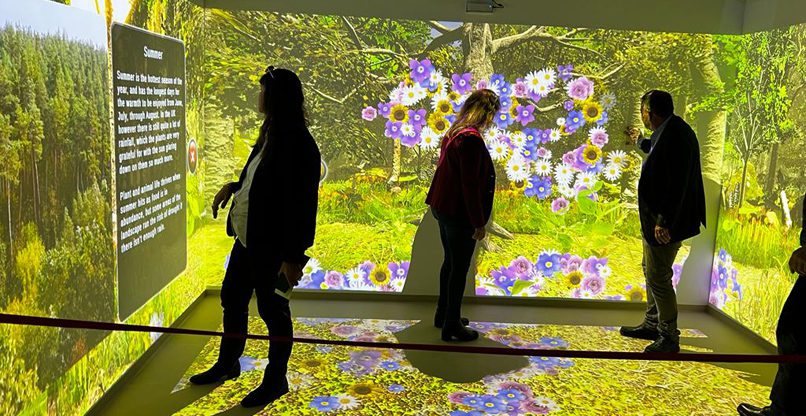 מעבדת הדמיון של קרן אתנה.