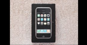 iPhone מהדור הראשון (לא המכשיר שנמכר).