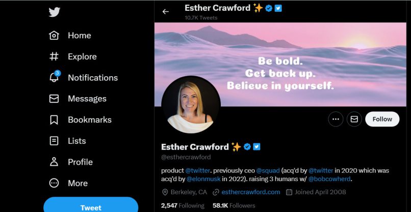 אסתר קרופורד, סמנכ"לית ניהול מוצר בטוויטר, שהייתה אחראית על ניהול תוכנית המנויים החדשה Twitter Blue.