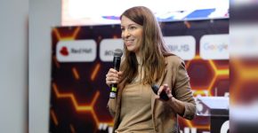 גילי הוך, סמנכ"לית אסטרטגיה ופיתוח עסקי בישראכרט.