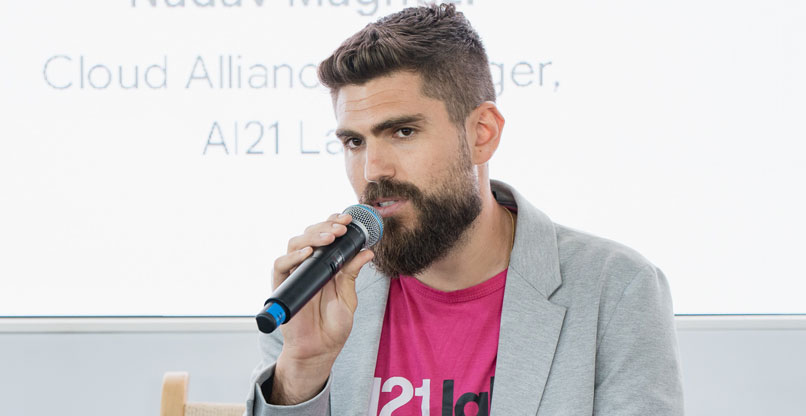 נדב מגנזי, מנהל בריתות שותפי ענן ב-AI21 Labs.