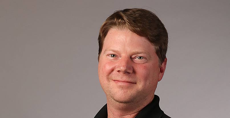 סטיבן היולס, מנהל גלובלי בכיר ומנהל מוצר ה-AI ברד האט.