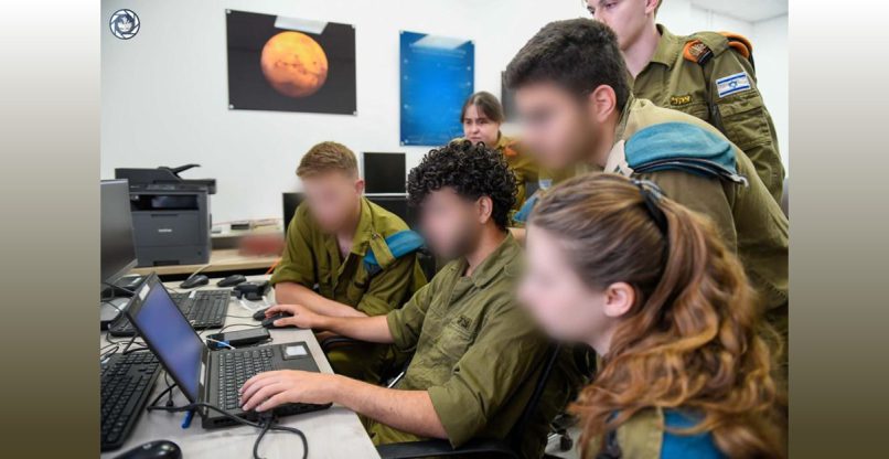 החיילים והחייילות בתרגיל ''אגרוף המחץ" של צה"ל.