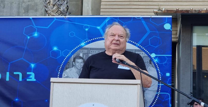 מפקד ממר"ם בדימוס, איציק מלאך.