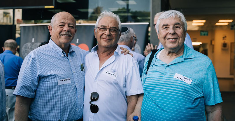 מימין: שבתאי, גיורא בנדק ושמוליק זיילר.