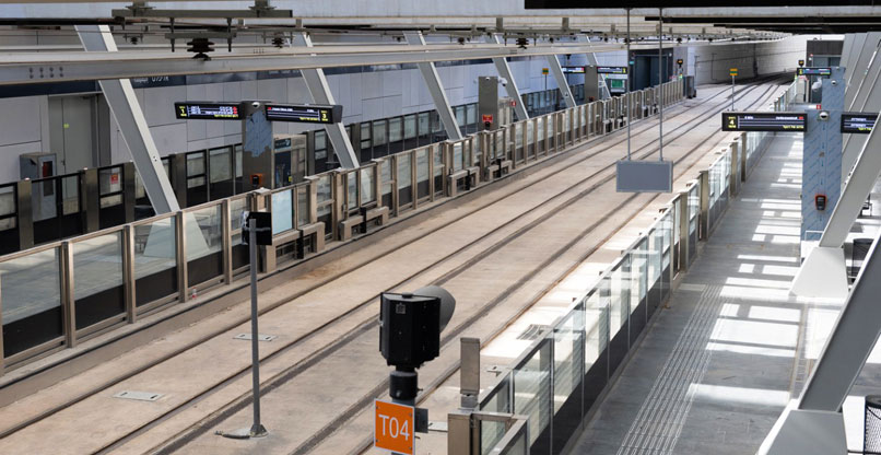 אחת מתחנות הקו האדום של הרכבת הקלה.