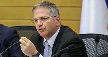 שר החינוך, יואב קיש.