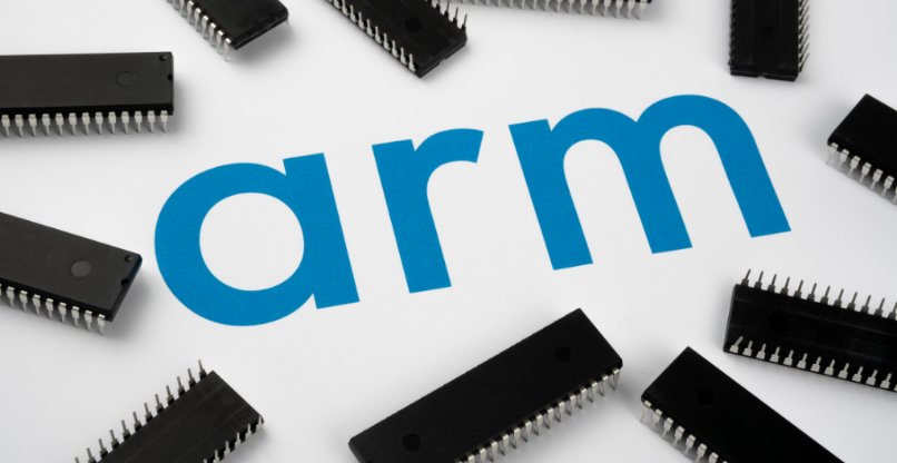 מציגה את הדור החדש.