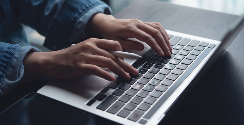 עלולים להסגיר את הסודות שלנו. תקתוקי ההקלדה.