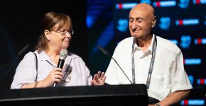 שאול לביא ז"ל מקבל פרס מפעל חיים מעמותת בוגרי ממר"ם.