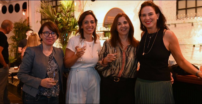 מימין לשמאל: יפעת אורון, שותפה-מנהלת בקרן בלקסטון ישראל; הילה ערן-זיק, ראשת החטיבה העסקית, בנק דיסקונט; הילה חימי, מנכ"לית דיסקונט קפיטל; --אווה הבסמן, שותפה בקרן סקנדרי פאנד.