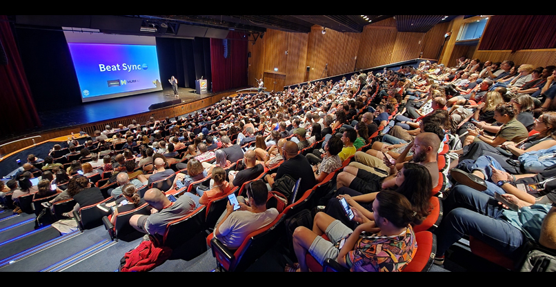 מרותקים להרצאות.
