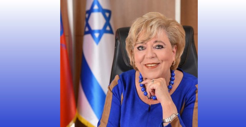 ראשת העיר נתניה, מרים פיירברג - איכר.