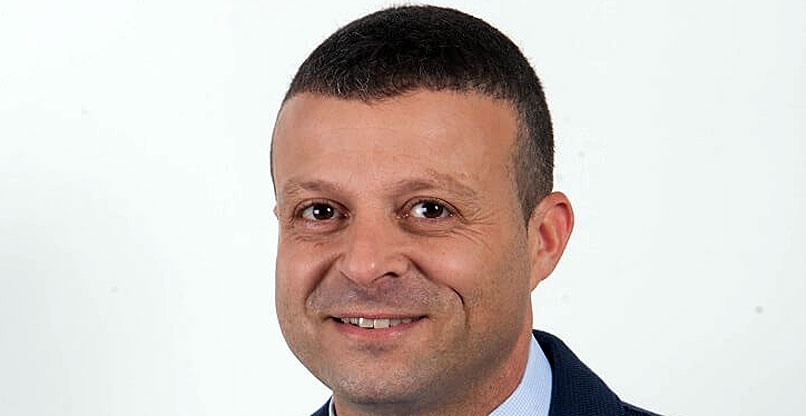 גמי גריגו, מנהל אגף שירות ודליוורי בבזק בינלאומי.