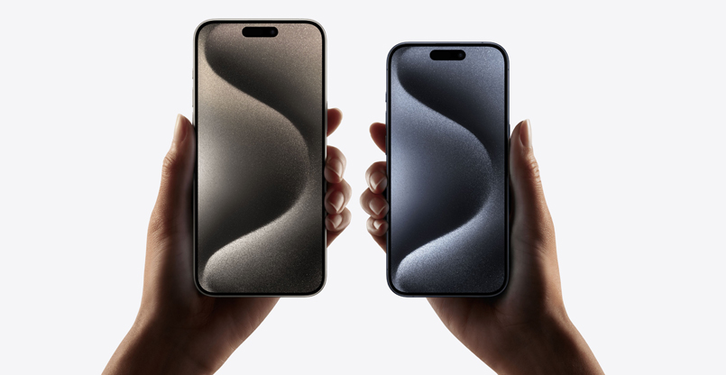 ייראה צר יותר. iPhone 15 Pro.