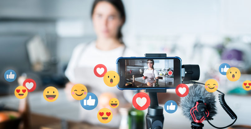 משפיענים, תחזירו את הרגל לגז כדי שיעשו לנו לייק.