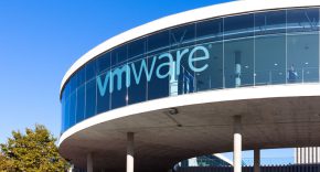 האיגוד המקצועי נגד התוכנית שלה. VMware.