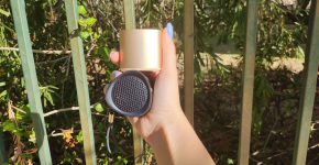 ה-Tronsmart Nimo Speaker - רמקול בכף היד, ועדיין נשאר קצת מקום.