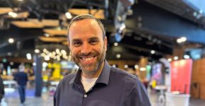 עוזי יערי, מנהל חטיבת הדיגיטל באלעד מערכות.