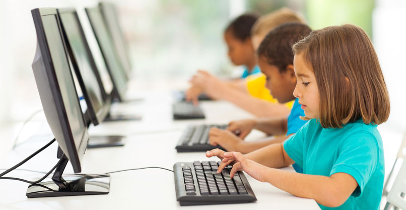 ההתחלה של קידום נשים בעולם ההיי-טק - בחינוך.