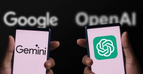 מי תגיע ל-iPhone - גוגל או OpenAI?