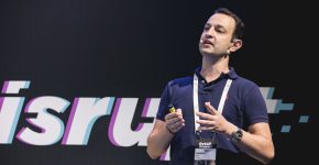 דניאל לוית, מנהל פעילות קונפלואנט ישראל.