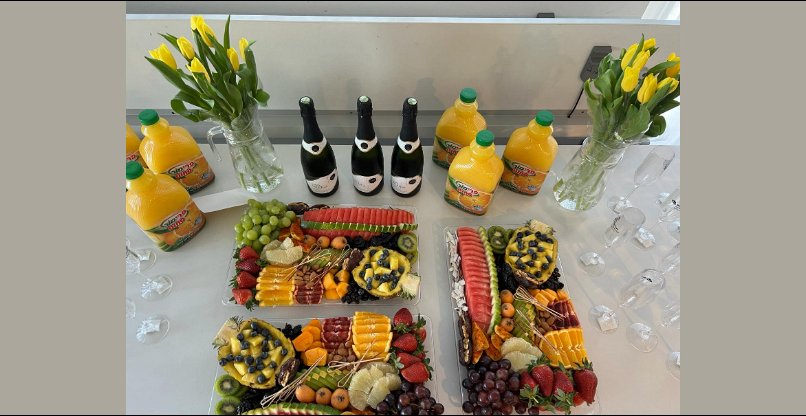 הפינוקים שקיבלו עובדות רד האט באירוע לכבוד יום האישה.