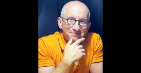 ויקטור דמבובסקי, המנהל הכללי של קבוצת ניוקסל בישראל