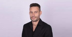 יעקב (קובי) כהן, מנהל תחום ההקרנה באפסון ישראל.