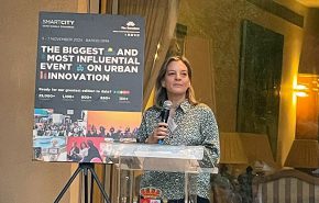 שגרירת ספרד בישראל, אנה סלומון, בקבלת הפנים לקראת תערוכת Smart City.